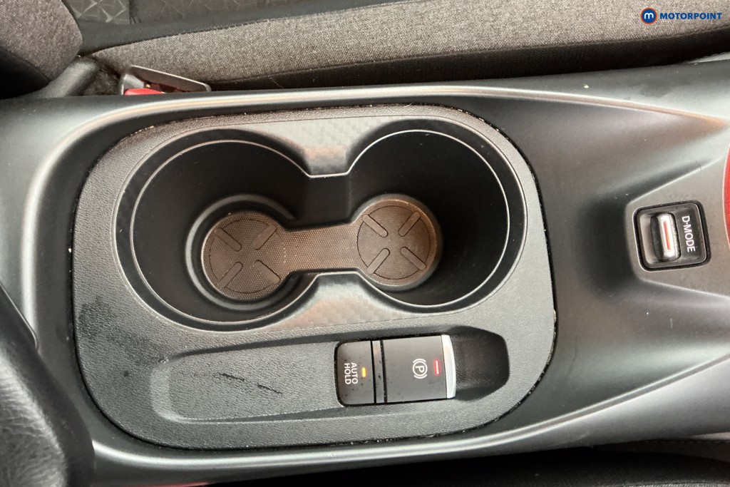 Nissan Juke N-Connecta Manual Petrol SUV - Stock Number (1635845) - 14th supplementary image