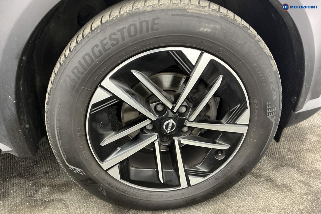 Nissan Juke N-Connecta Manual Petrol SUV - Stock Number (1635845) - 34th supplementary image