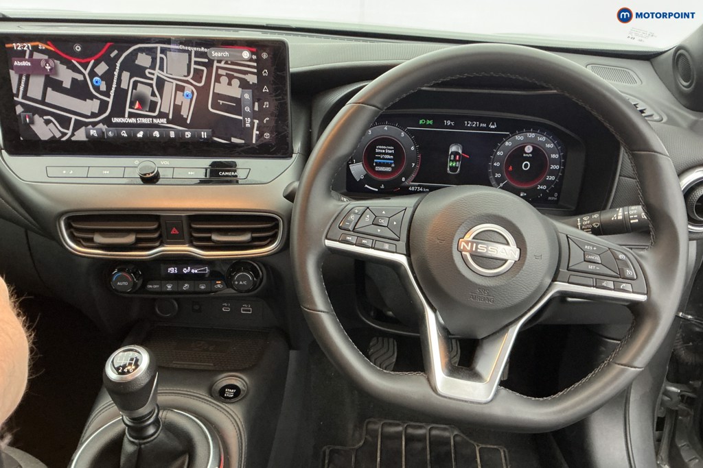 Nissan Juke N-Connecta Manual Petrol SUV - Stock Number (1635845) - 1st supplementary image
