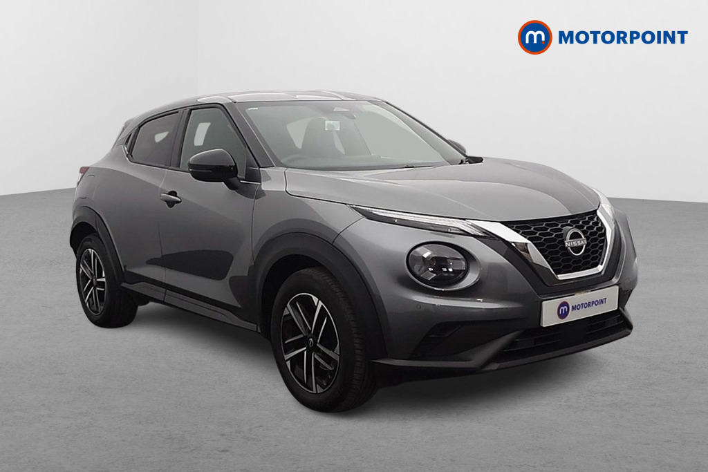 Nissan Juke N-Connecta Manual Petrol SUV - Stock Number (1635845) - Drivers side front corner