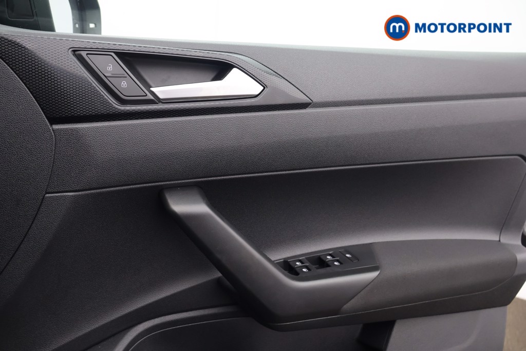 Volkswagen Taigo Life Manual Petrol SUV - Stock Number (1636944) - 9th supplementary image