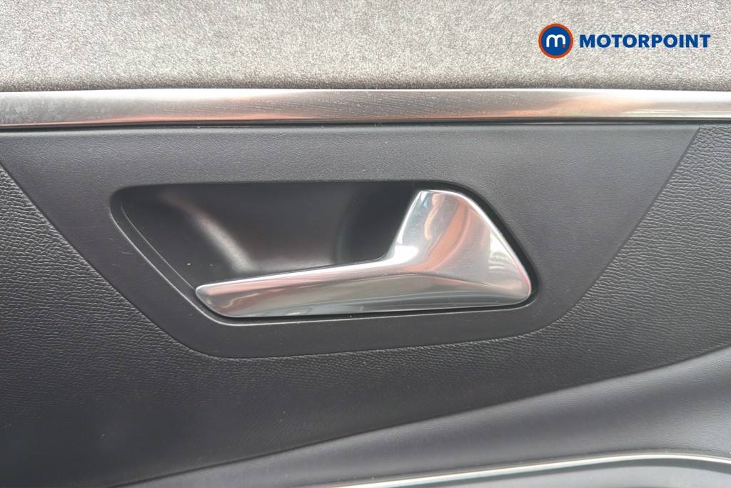 Peugeot 5008 GT Manual Petrol SUV - Stock Number (1637839) - 42nd supplementary image