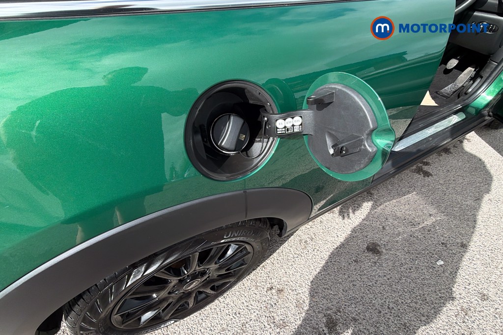 Mini Hatchback Cooper Classic Manual Petrol Hatchback - Stock Number (1639392) - 41st supplementary image