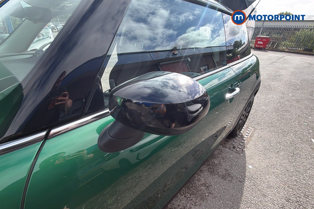 Mini Hatchback Cooper Classic Manual Petrol Hatchback - Stock Number (1639392) - 43rd supplementary image