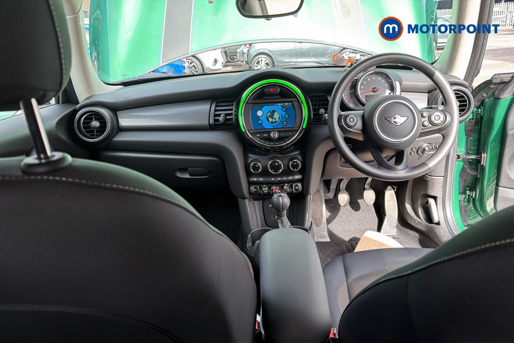 Mini Hatchback Cooper Classic Manual Petrol Hatchback - Stock Number (1639392) - 1st supplementary image