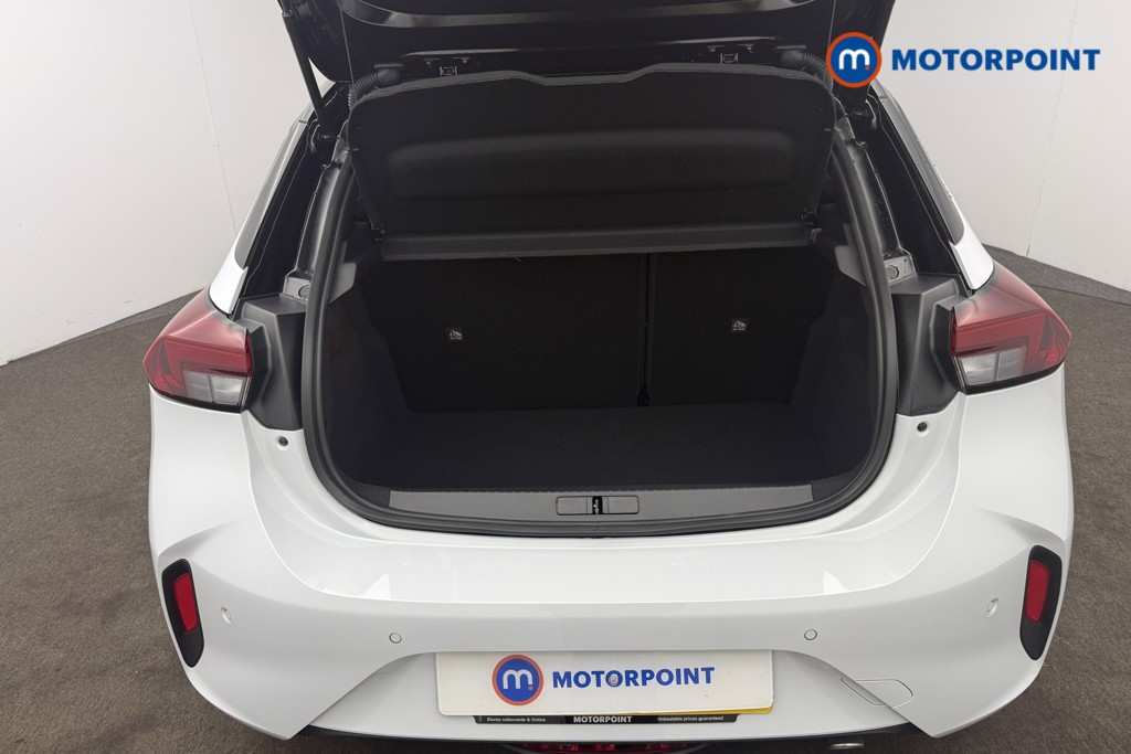 Vauxhall Corsa YES Manual Petrol Hatchback - Stock Number (1639733) - 5th supplementary image