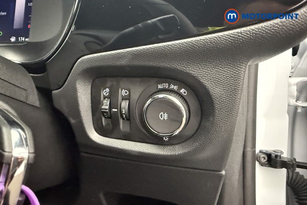 Vauxhall Corsa YES Manual Petrol Hatchback - Stock Number (1639733) - 16th supplementary image
