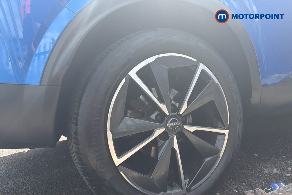Nissan Qashqai Tekna Manual Petrol SUV - Stock Number (1640751) - 49th supplementary image
