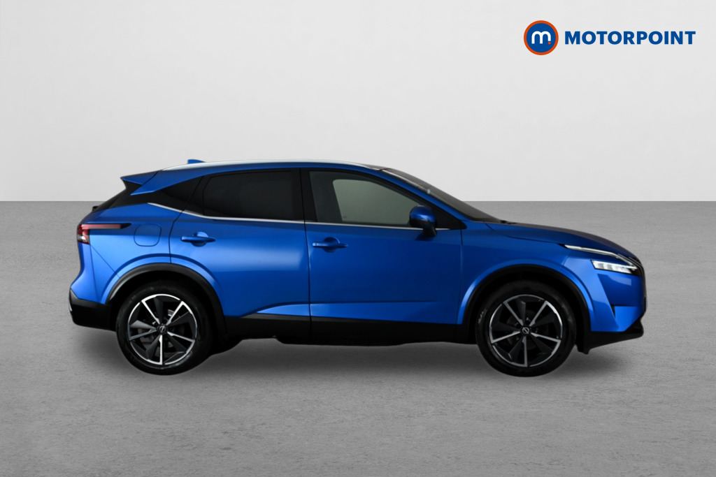 Nissan Qashqai Tekna Manual Petrol SUV - Stock Number (1640751) - Drivers side