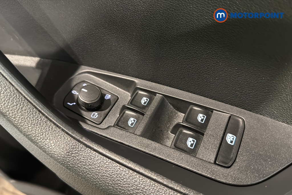 Skoda Karoq Se Drive Automatic Petrol SUV - Stock Number (1641967) - 19th supplementary image
