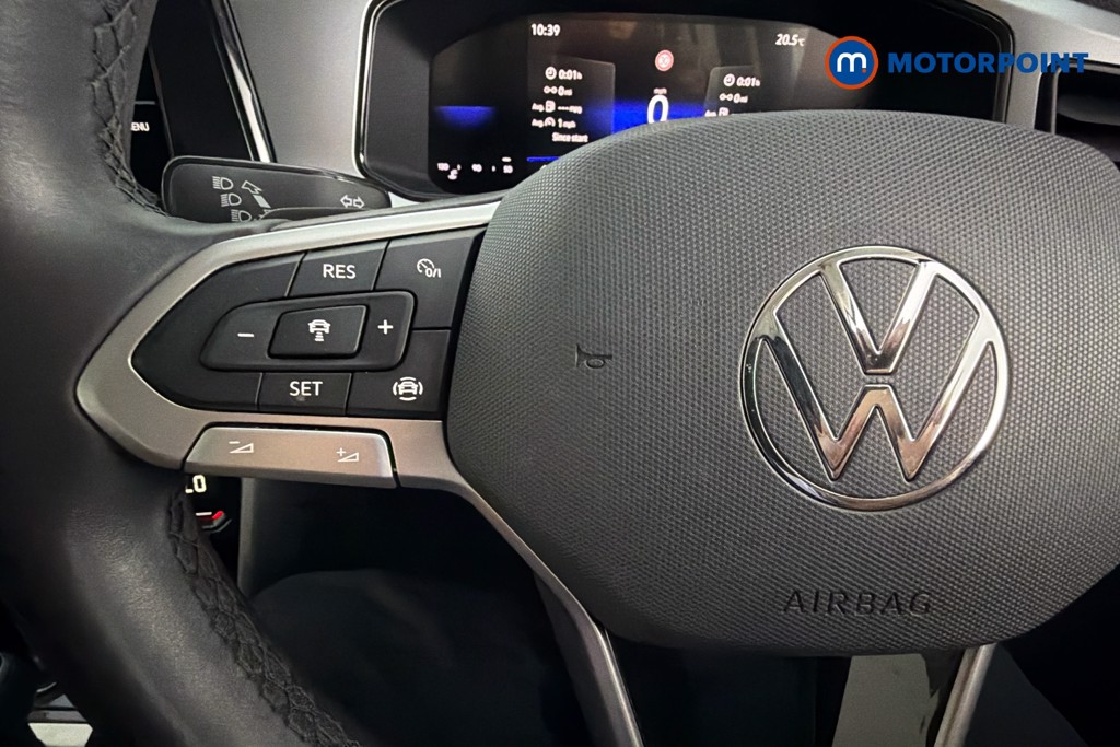 Volkswagen T-Roc Life Automatic Petrol SUV - Stock Number (1642068) - 3rd supplementary image