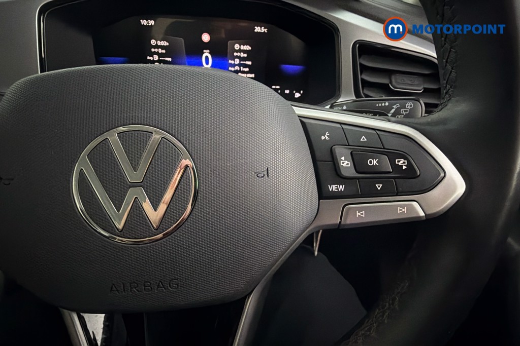 Volkswagen T-Roc Life Automatic Petrol SUV - Stock Number (1642068) - 4th supplementary image