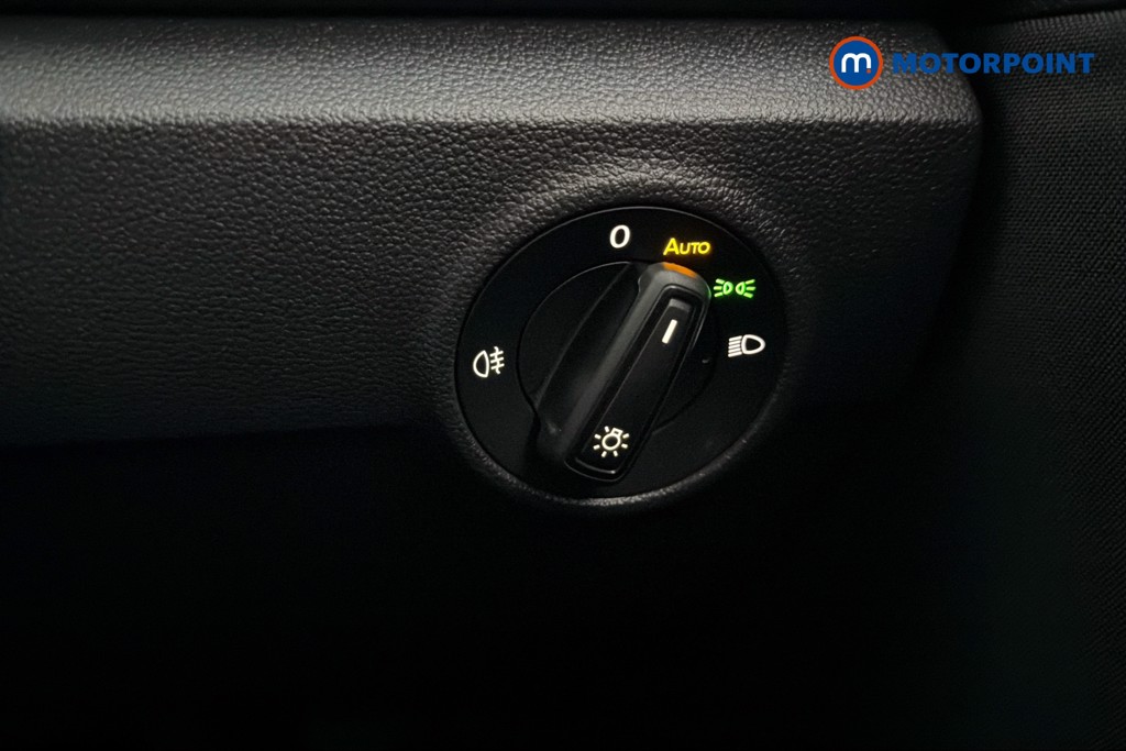 Volkswagen T-Roc Life Automatic Petrol SUV - Stock Number (1642068) - 18th supplementary image