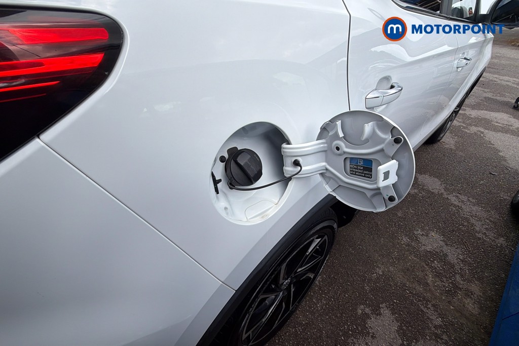 Mg Motor Uk ZS Exclusive Automatic Petrol SUV - Stock Number (1642259) - 41st supplementary image