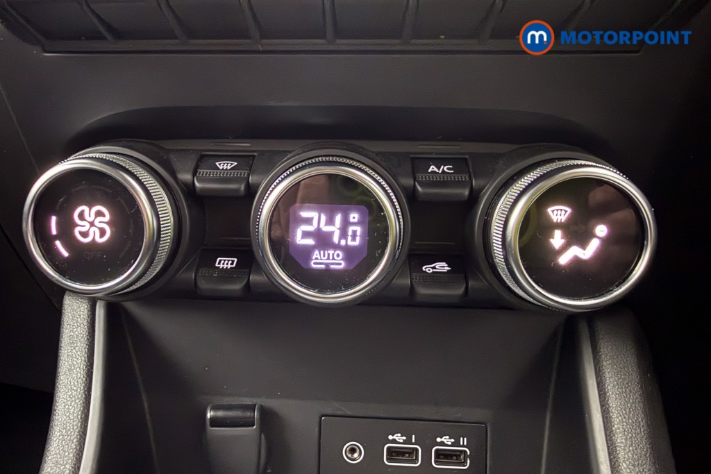Renault Captur Techno Manual Petrol SUV - Stock Number (1642366) - 16th supplementary image