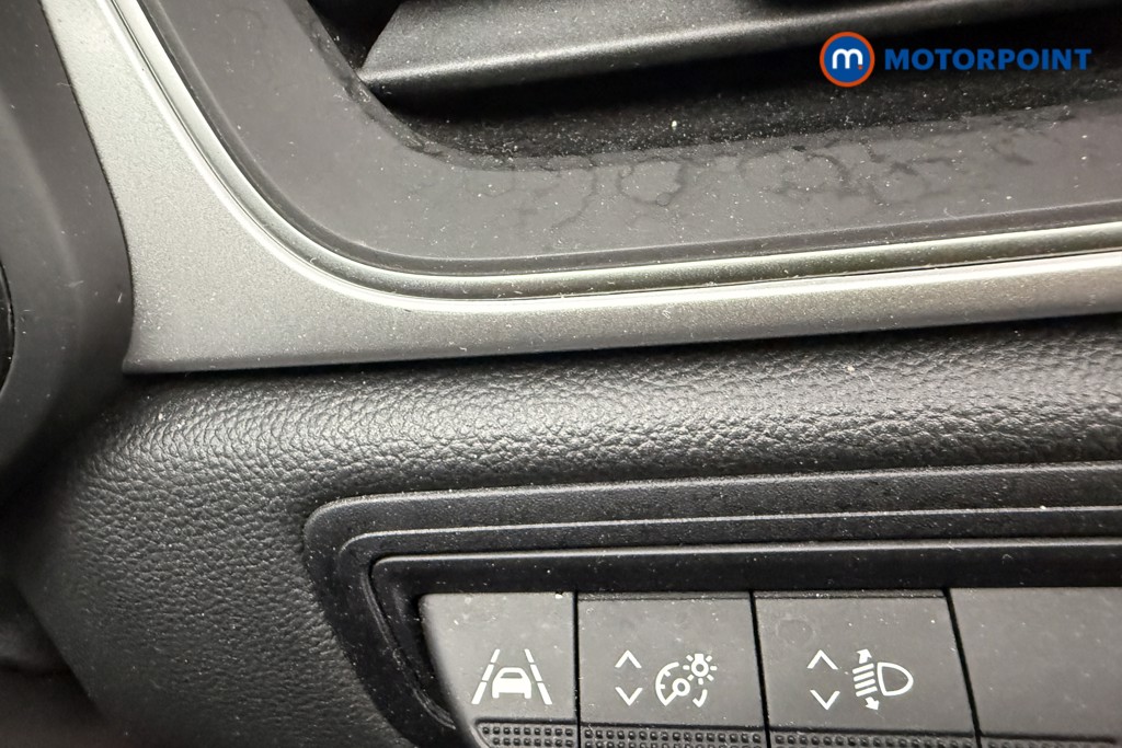 Renault Captur Techno Manual Petrol SUV - Stock Number (1642366) - 17th supplementary image