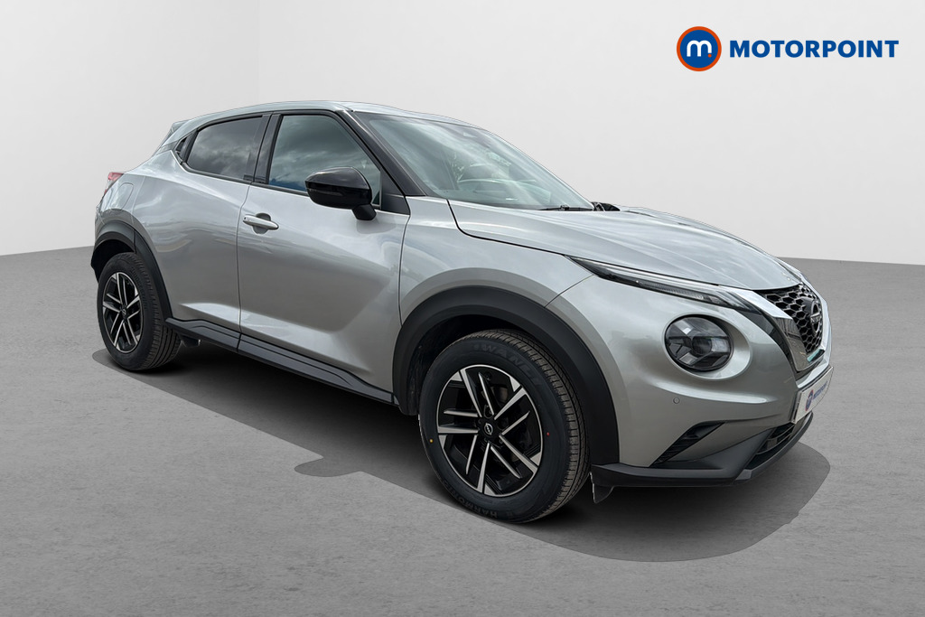 Nissan Juke N-Connecta Manual Petrol SUV - Stock Number (1642466) - Drivers side front corner