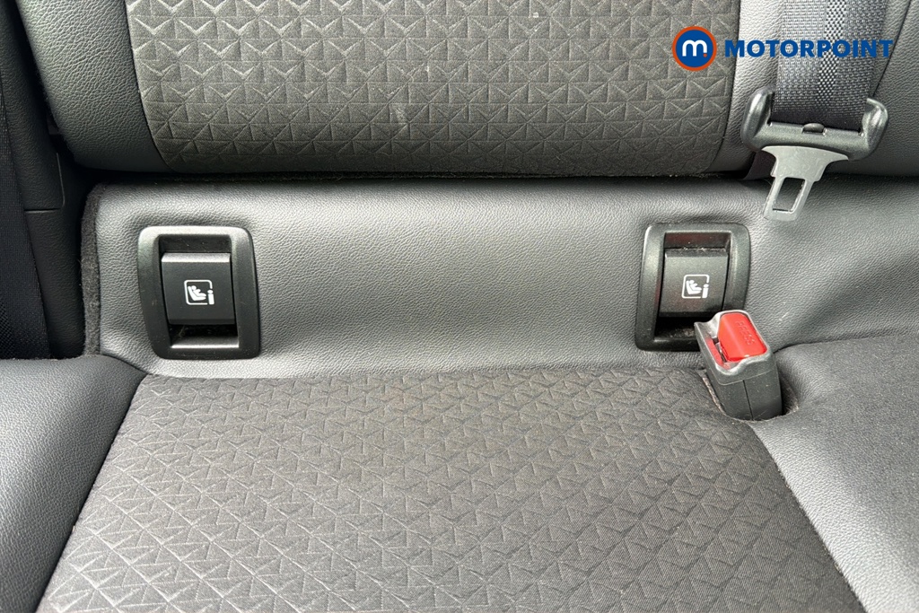 Nissan Juke N-Connecta Manual Petrol SUV - Stock Number (1642466) - 27th supplementary image