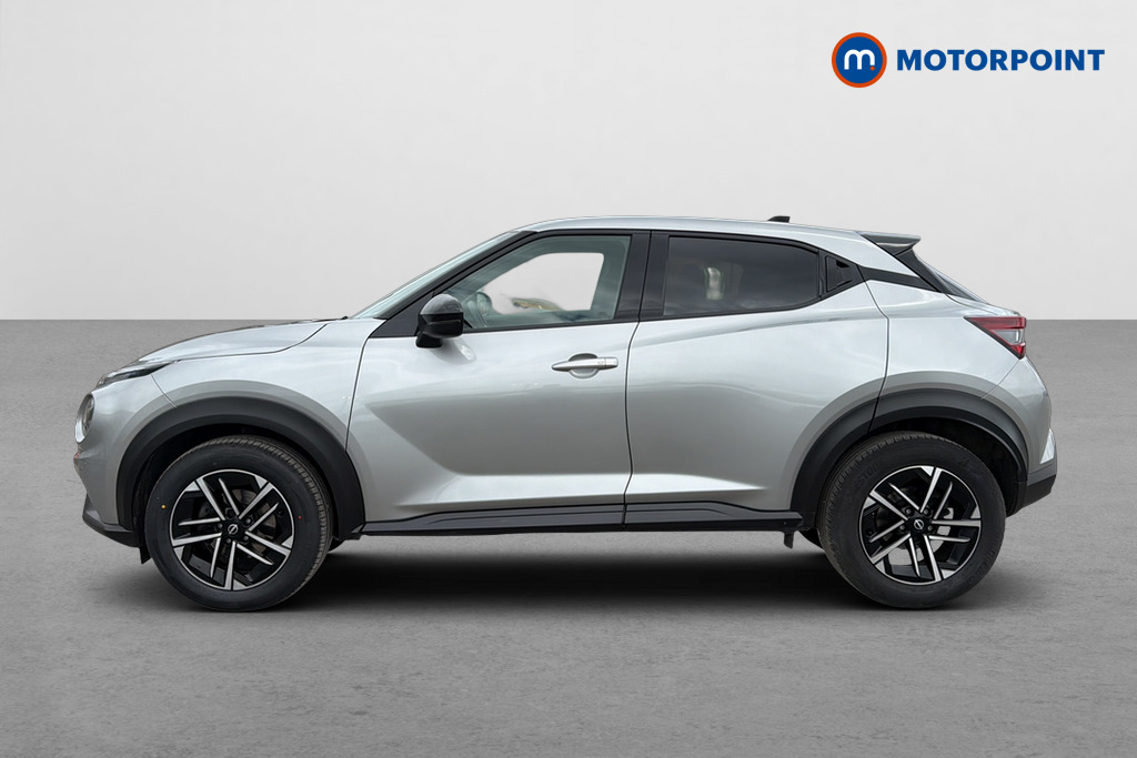 Nissan Juke N-Connecta Manual Petrol SUV - Stock Number (1642466) - Drivers side