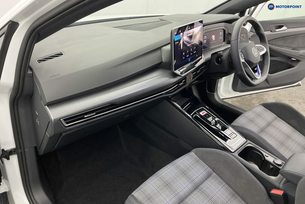 Volkswagen Golf GTE Automatic Petrol Plug-In Hybrid Hatchback - Stock Number (1643387) - 9th supplementary image