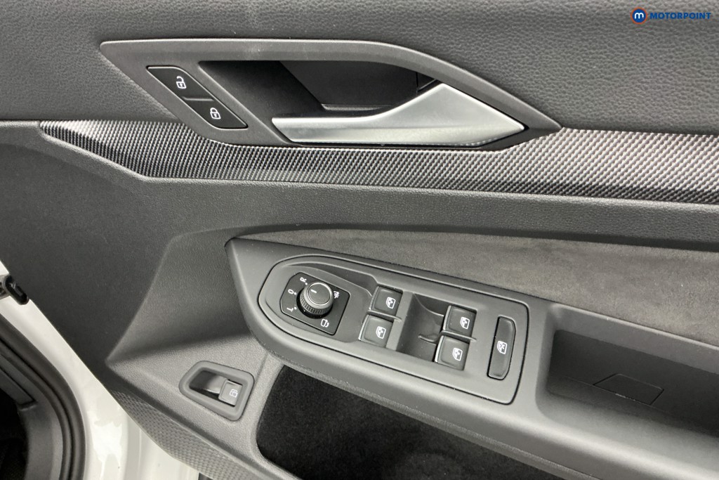 Volkswagen Golf GTE Automatic Petrol Plug-In Hybrid Hatchback - Stock Number (1643387) - 26th supplementary image