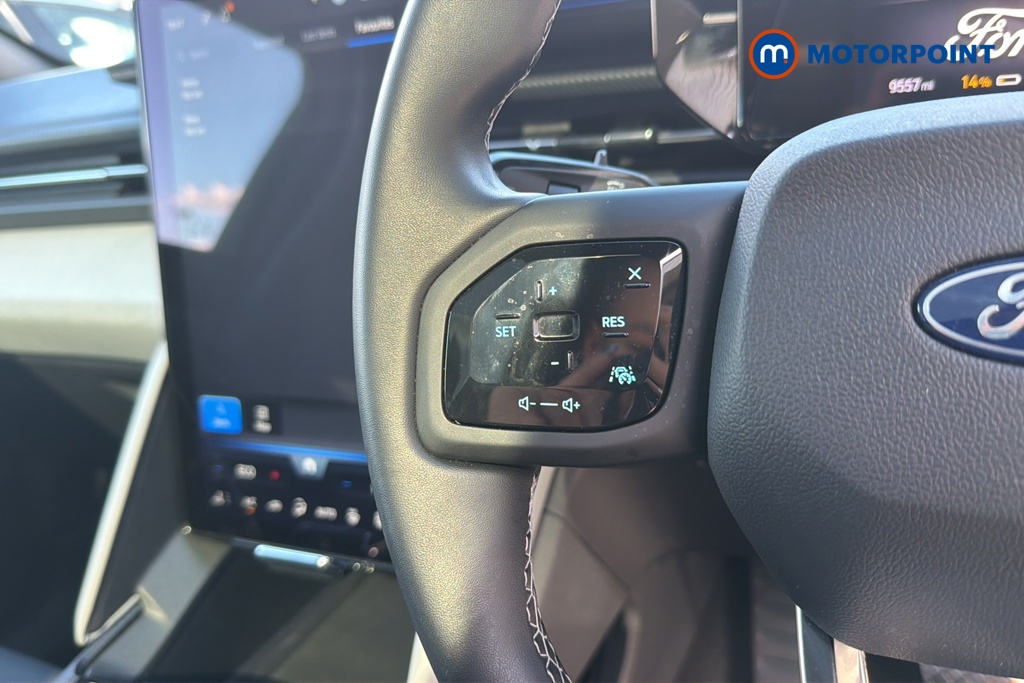 Ford Explorer Premium Automatic Electric SUV - Stock Number (1643678) - 4th supplementary image