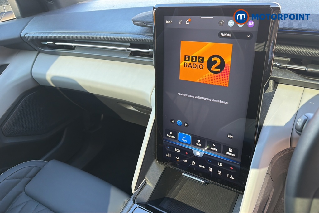 Ford Explorer Premium Automatic Electric SUV - Stock Number (1643678) - 8th supplementary image