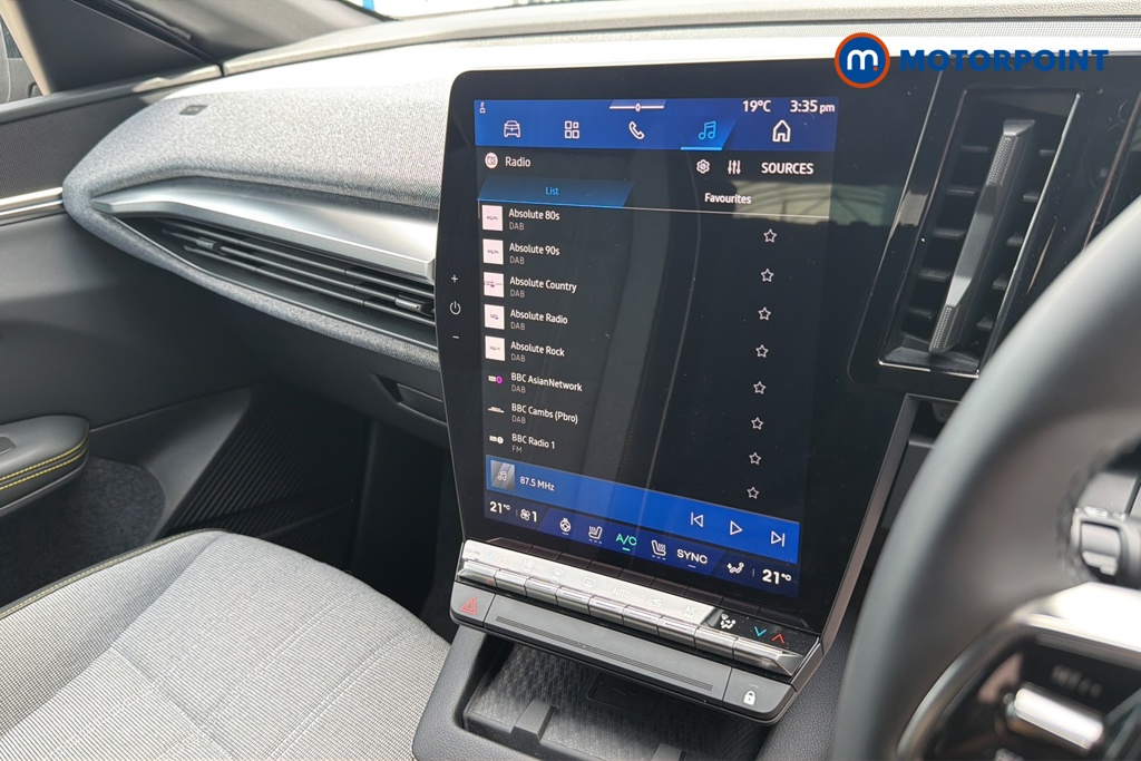 Renault Megane E-Tech Techno Automatic Electric Hatchback - Stock Number (1643763) - 8th supplementary image