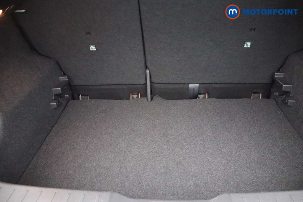 Nissan Juke Tekna Automatic Petrol SUV - Stock Number (1643942) - 6th supplementary image