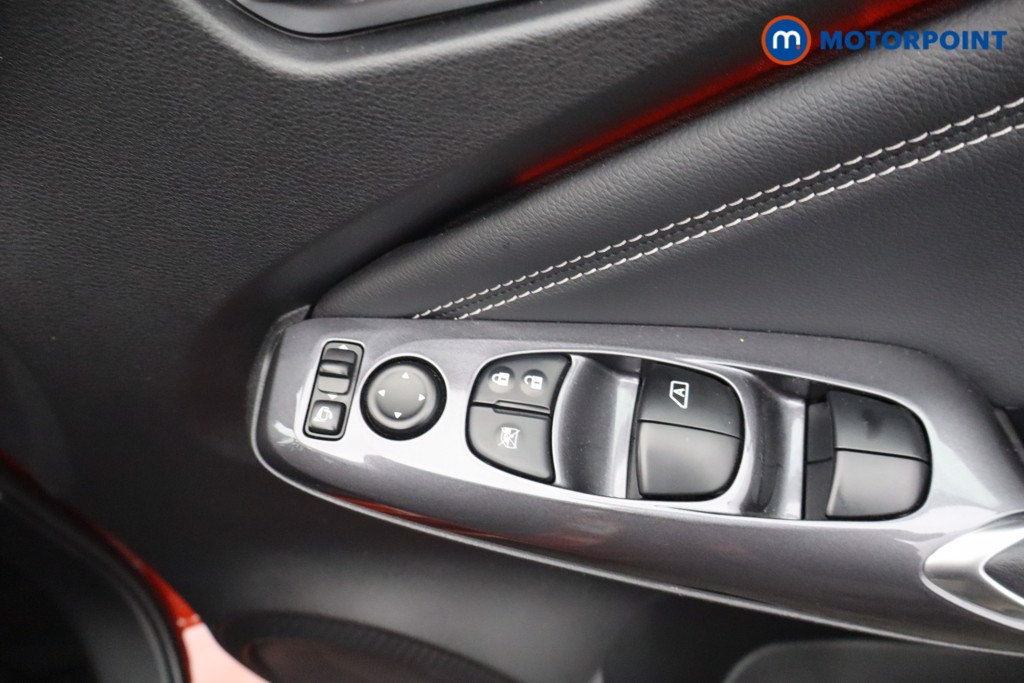 Nissan Juke Tekna Automatic Petrol SUV - Stock Number (1643942) - 11th supplementary image
