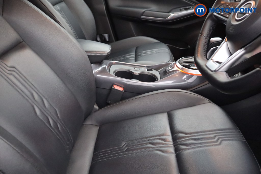 Nissan Juke Tekna Automatic Petrol SUV - Stock Number (1643942) - 12th supplementary image