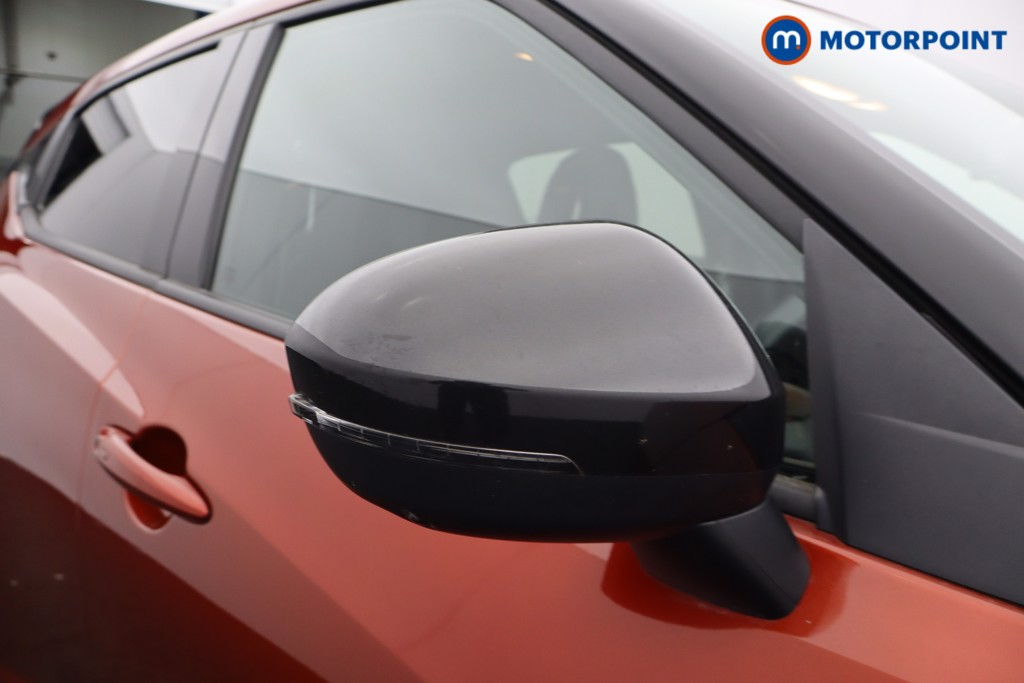 Nissan Juke Tekna Automatic Petrol SUV - Stock Number (1643942) - 22nd supplementary image