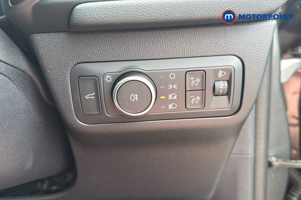 Ford Kuga St-Line Automatic Petrol-Electric Hybrid SUV - Stock Number (1644509) - 18th supplementary image