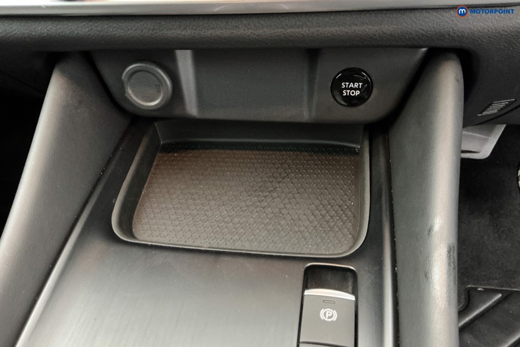 Nissan Qashqai N-Connecta Automatic Petrol-Electric Hybrid SUV - Stock Number (1644575) - 17th supplementary image