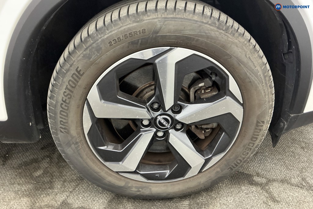 Nissan Qashqai N-Connecta Automatic Petrol-Electric Hybrid SUV - Stock Number (1644575) - 35th supplementary image