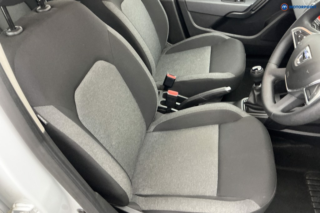 Dacia Duster Essential Manual Petrol SUV - Stock Number (1644720) - 5th supplementary image
