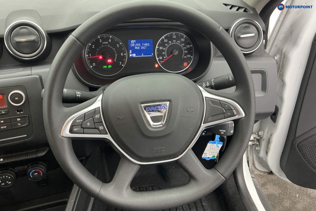 Dacia Duster Essential Manual Petrol SUV - Stock Number (1644720) - 6th supplementary image