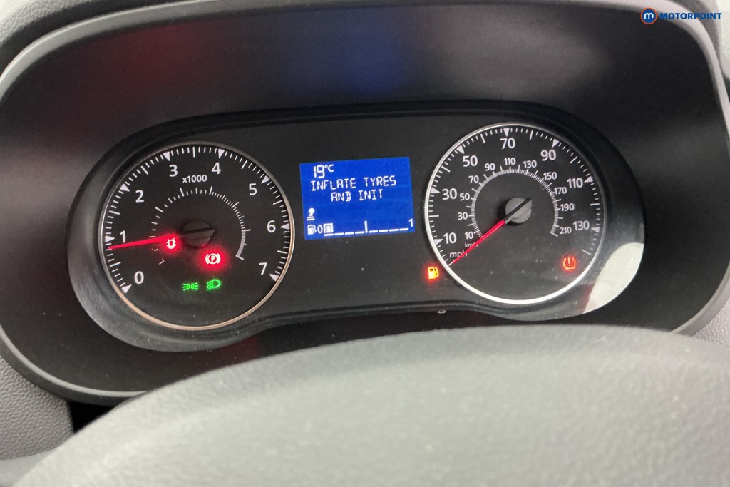 Dacia Duster Essential Manual Petrol SUV - Stock Number (1644720) - 7th supplementary image