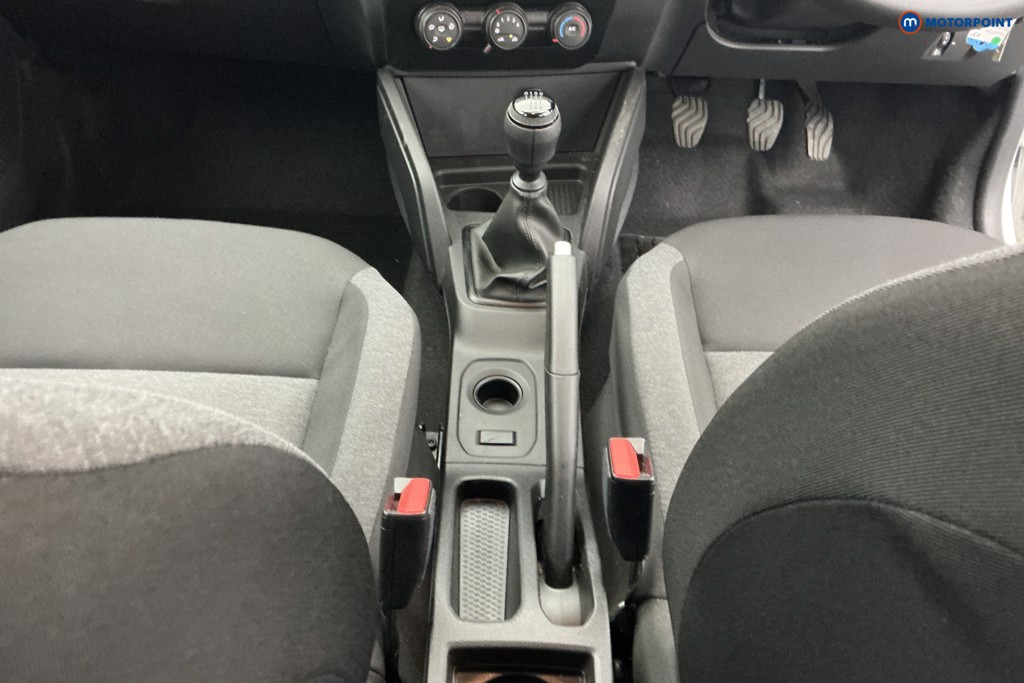Dacia Duster Essential Manual Petrol SUV - Stock Number (1644720) - 11th supplementary image