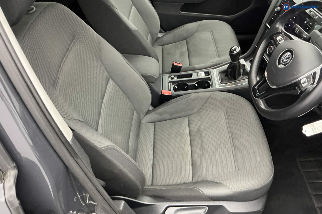 Volkswagen Golf Match Edition Manual Petrol Hatchback - Stock Number (1644968) - 5th supplementary image