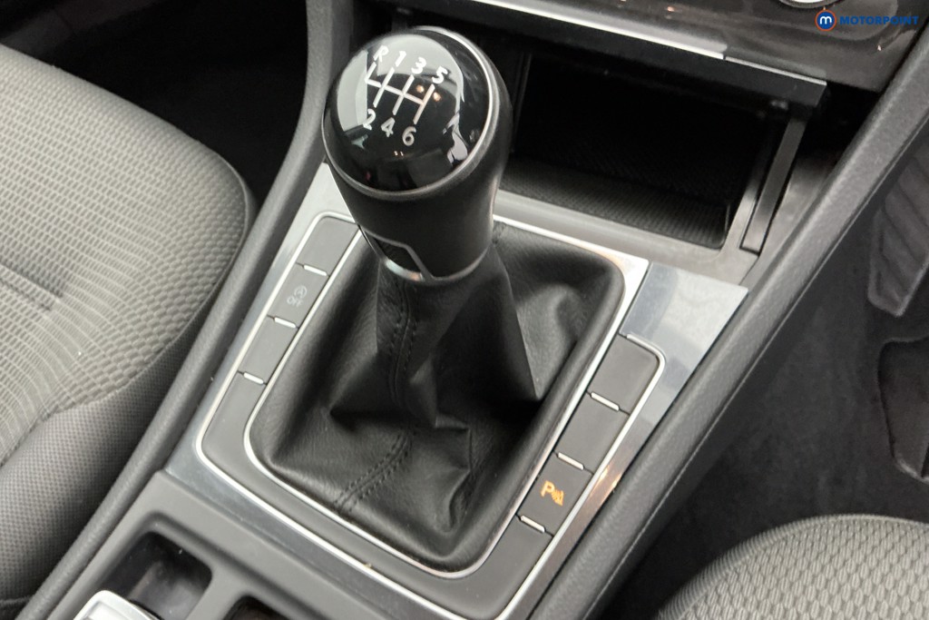 Volkswagen Golf Match Edition Manual Petrol Hatchback - Stock Number (1644968) - 15th supplementary image