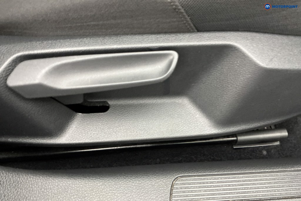 Volkswagen Golf Match Edition Manual Petrol Hatchback - Stock Number (1644968) - 23rd supplementary image