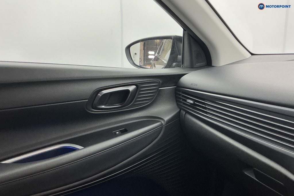 Hyundai Bayon Premium Manual Petrol SUV - Stock Number (1645630) - 19th supplementary image
