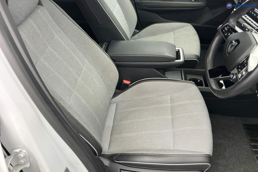 Renault Megane E-Tech Iconic Automatic Electric Hatchback - Stock Number (1645835) - 5th supplementary image