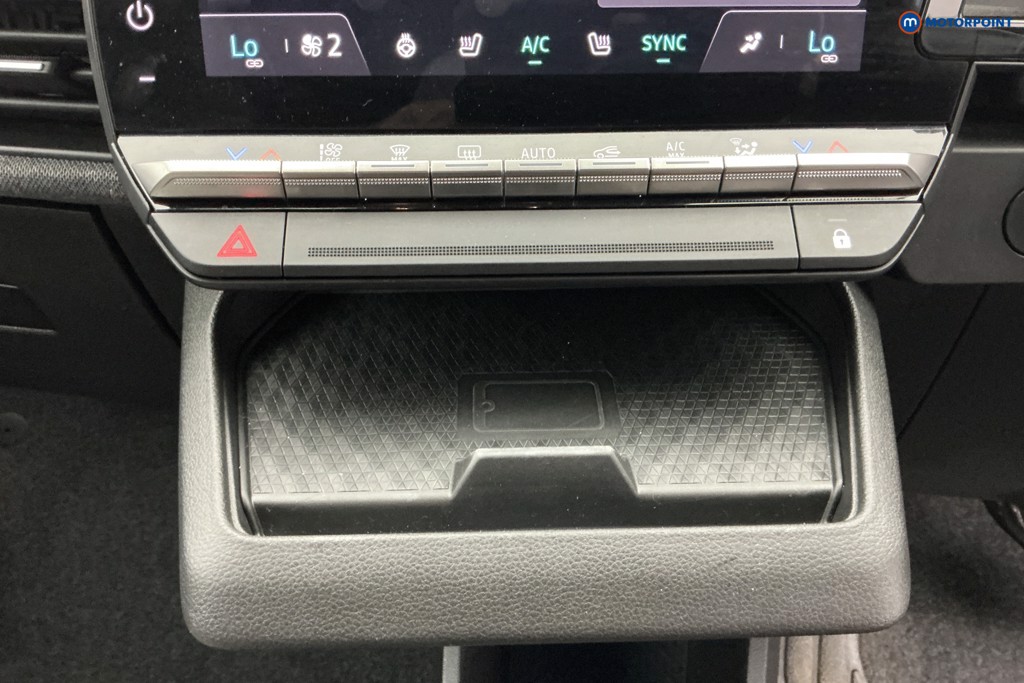 Renault Megane E-Tech Iconic Automatic Electric Hatchback - Stock Number (1645835) - 16th supplementary image