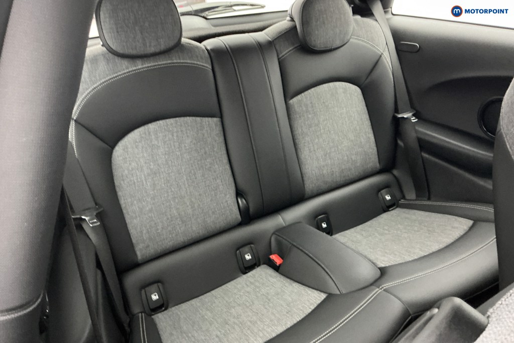 Mini Hatchback Cooper S Level 2 Automatic Electric Hatchback - Stock Number (1646235) - 4th supplementary image