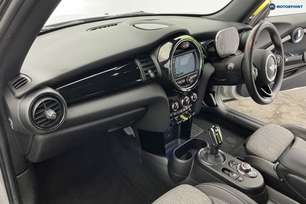 Mini Hatchback Cooper S Level 2 Automatic Electric Hatchback - Stock Number (1646235) - 9th supplementary image