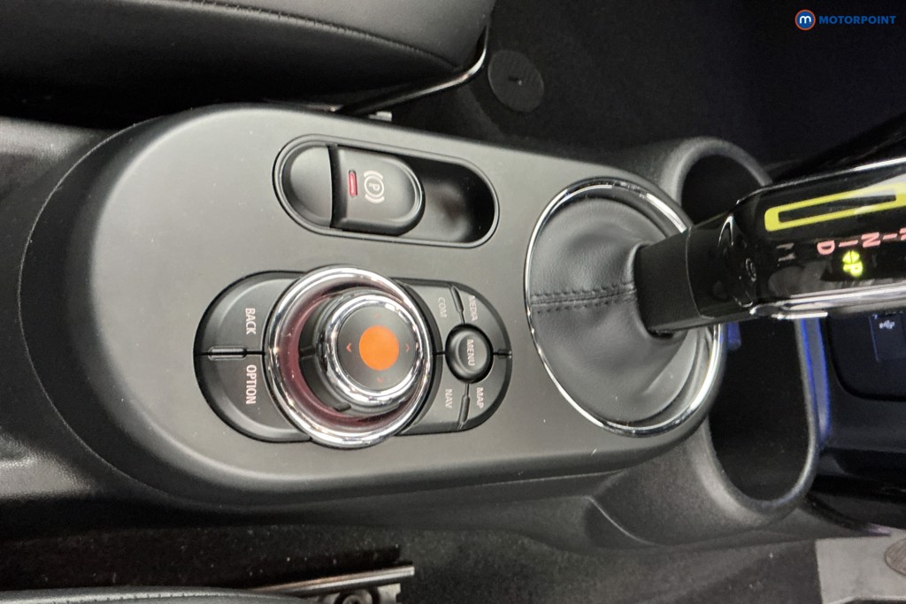 Mini Hatchback Cooper S Level 2 Automatic Electric Hatchback - Stock Number (1646235) - 15th supplementary image