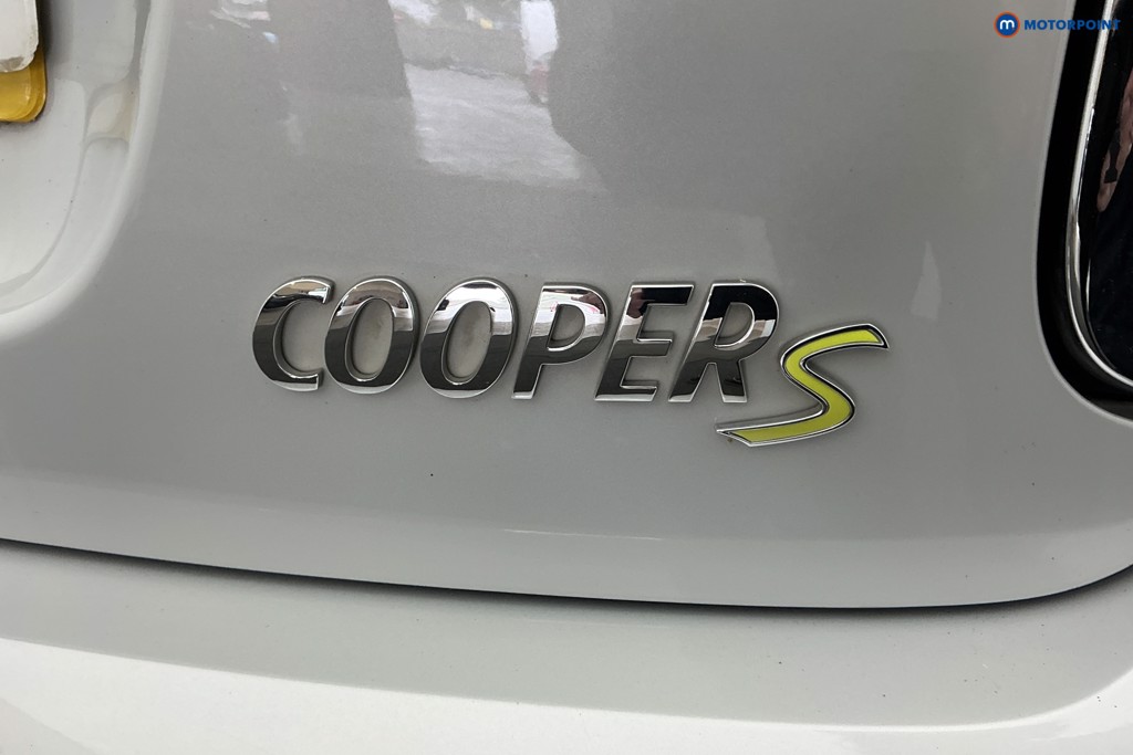 Mini Hatchback Cooper S Level 2 Automatic Electric Hatchback - Stock Number (1646235) - 32nd supplementary image