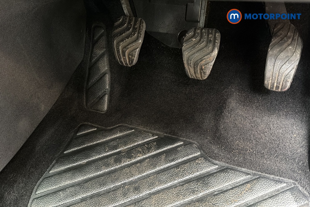 Renault Kadjar S Edition Manual Petrol SUV - Stock Number (1646863) - 24th supplementary image